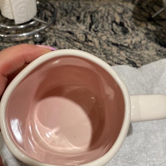 NWOT Rae Dunn Coffee Cup with the words, “Hot Mess” in black letters - Picture 2 of 3